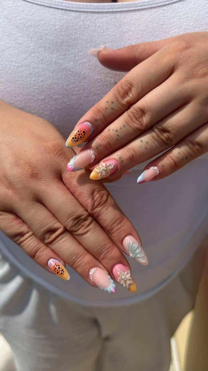Réalisation nail art Elenails & Hair